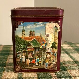 Vintage Haribo Candy Square Tin Depicting Street Scene In Munich Germany